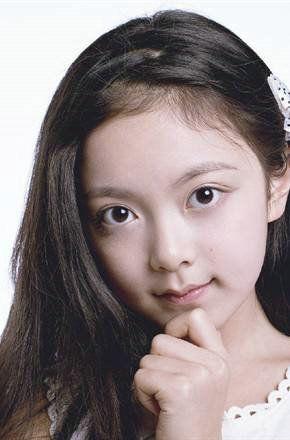 张翰哲个人资料,才华横溢的年轻演员，多面发展的演艺人生