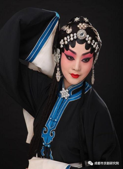 京剧王艳个人资料